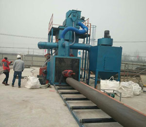 鋼結(jié)構(gòu)拋丸機(jī)，鋼管除銹設(shè)備一體機(jī)張家口調(diào)試安裝現(xiàn)場(chǎng)